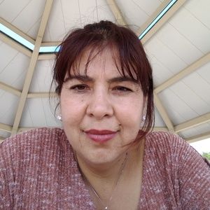 Meet your Posher, Rocio